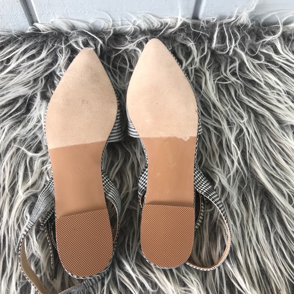 NW Wrapped In Class Flats - Picture 3 of 5